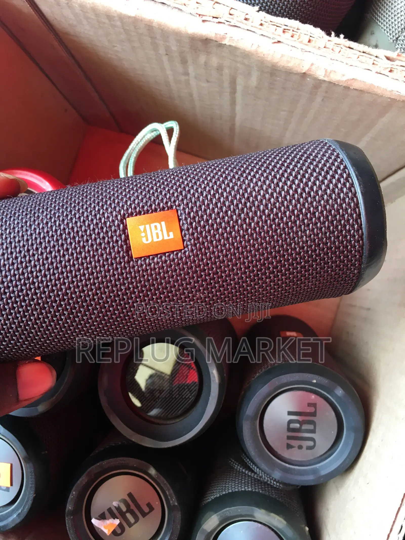 JBL Flip Essential