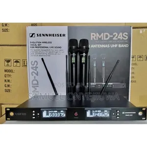 RMD-24s Wireless Microphone With 300 Meters. 2 Handle