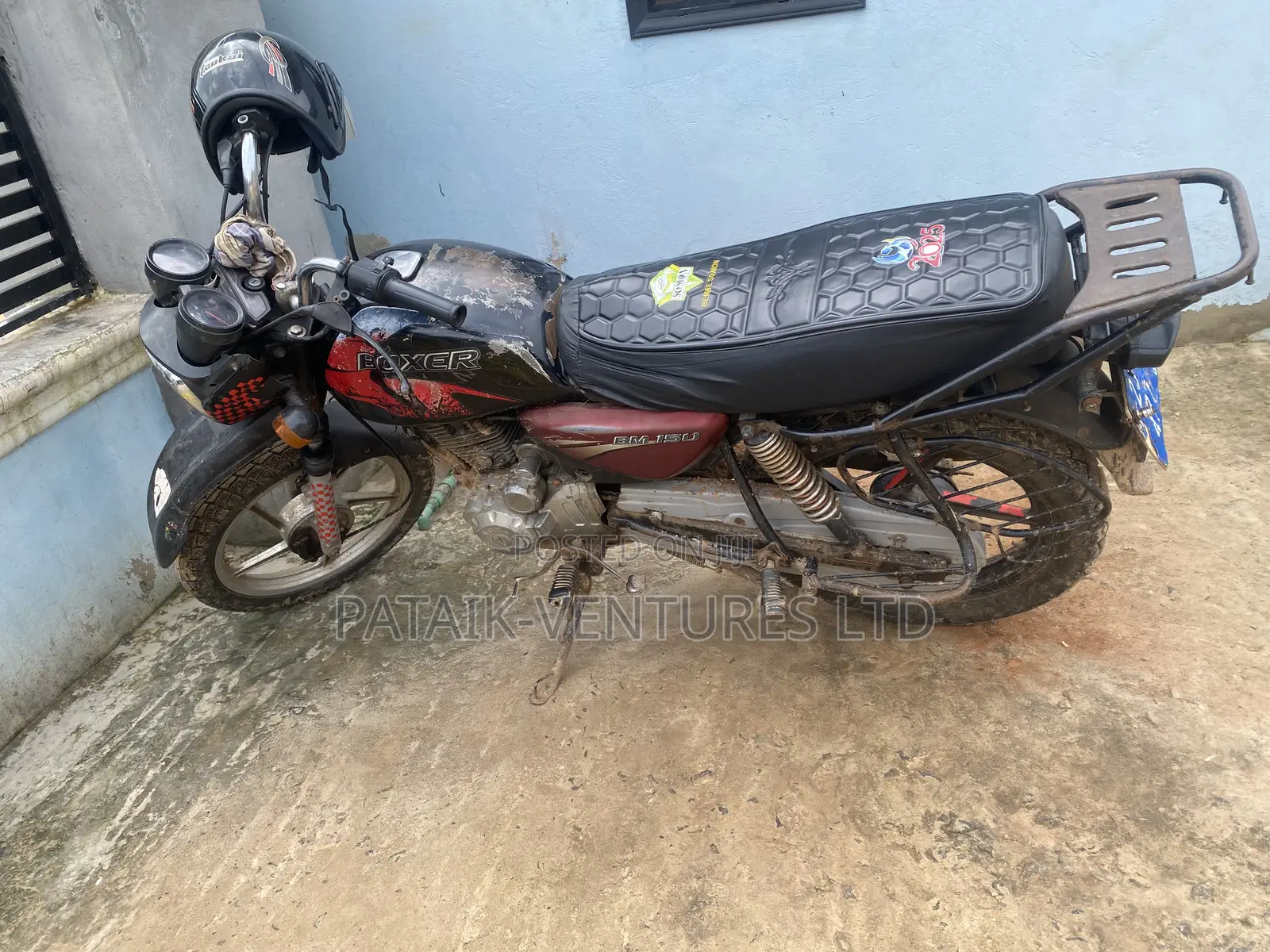 Bajaj Boxer 150 UG 2021 Beige