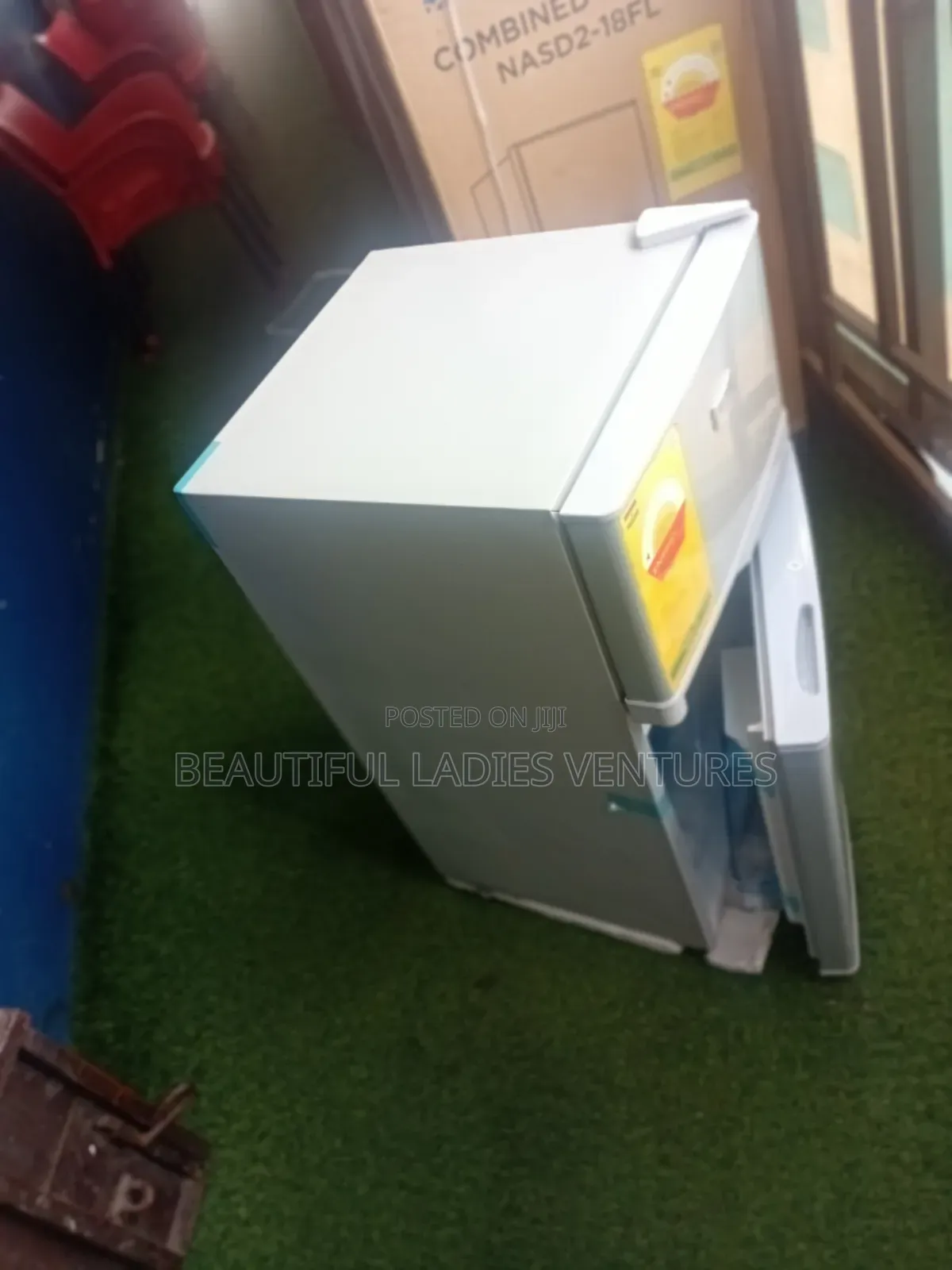 Westpool Compact Family Refrigerator