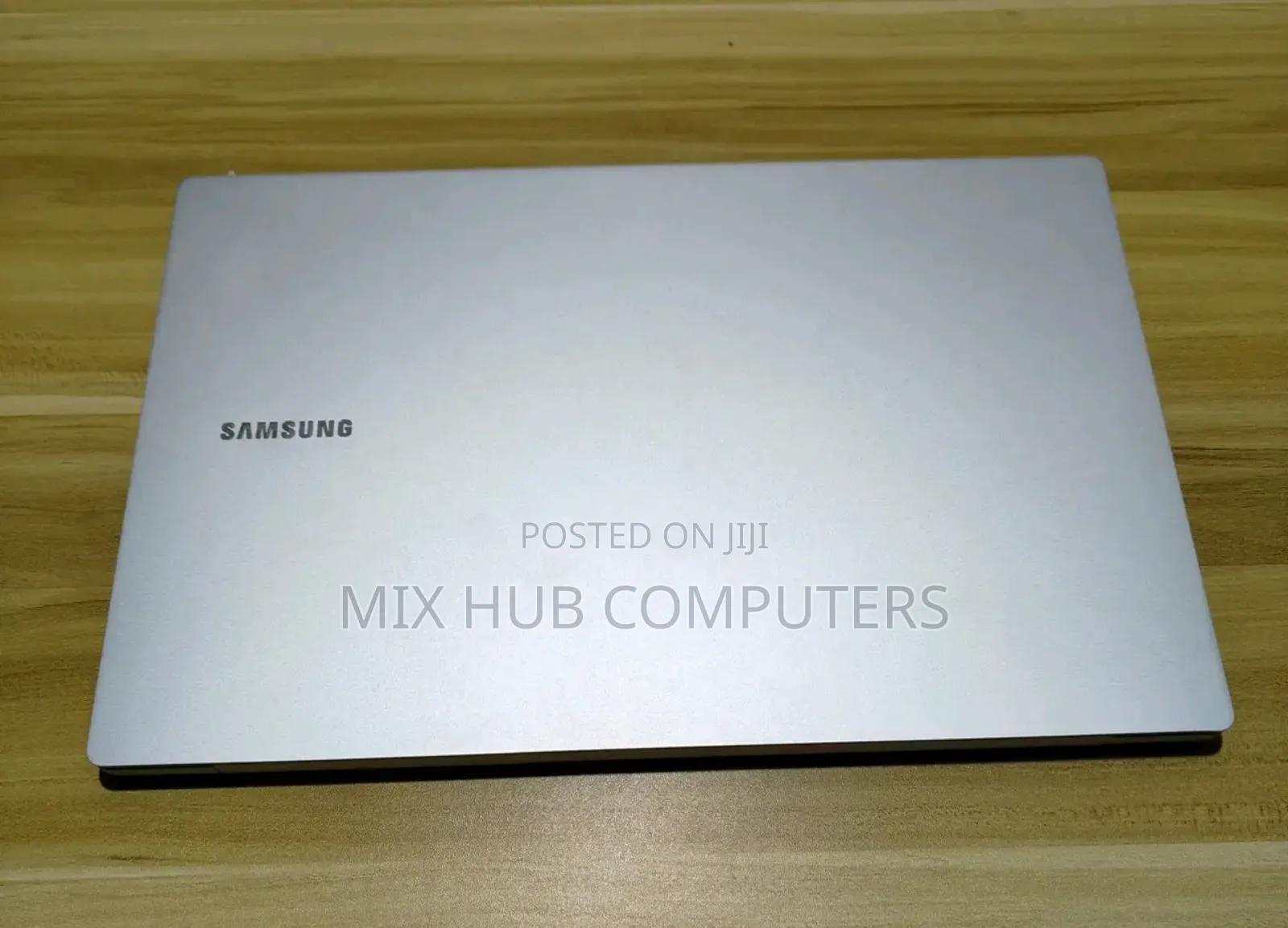 New Laptop Samsung Galaxy Book4 16GB Intel Core i7 SSD 512GB