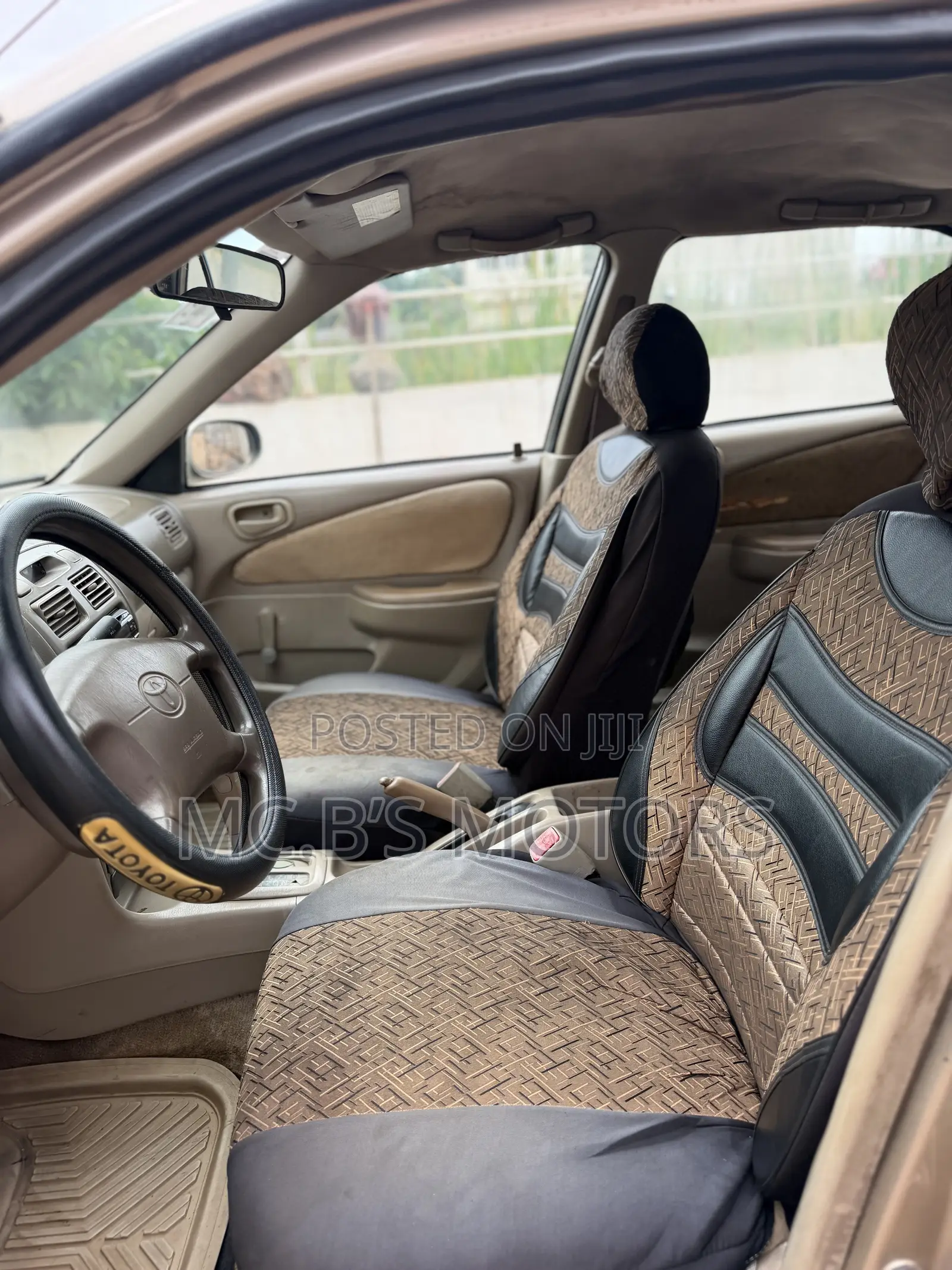 Toyota Corolla 2001 Gold
