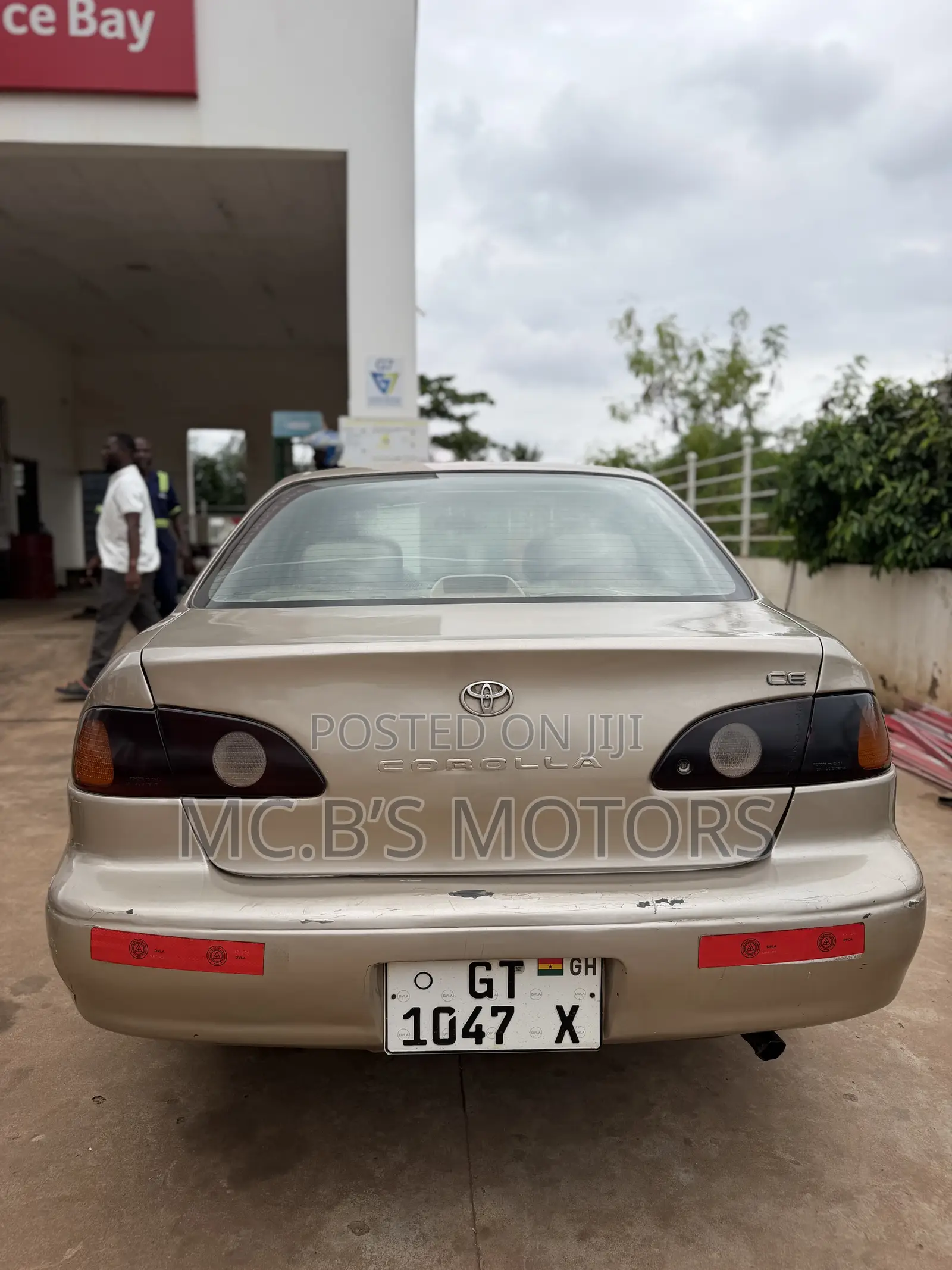 Toyota Corolla 2001 Gold