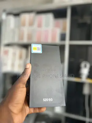 New Samsung Galaxy S20 128 GB Black