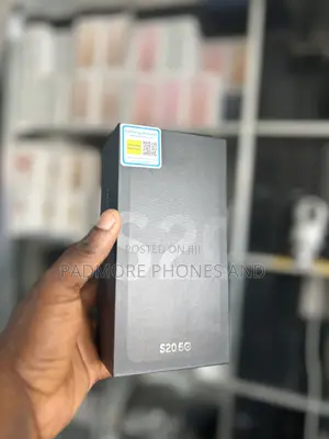 New Samsung Galaxy S20 128 GB Black