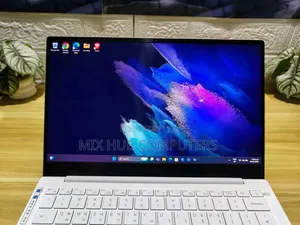 New Laptop Samsung Notebook Flash (NP530) 16GB Intel Core i5 SSD 512GB