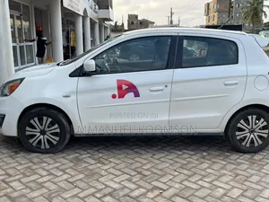 Mitsubishi Minica 2015 White