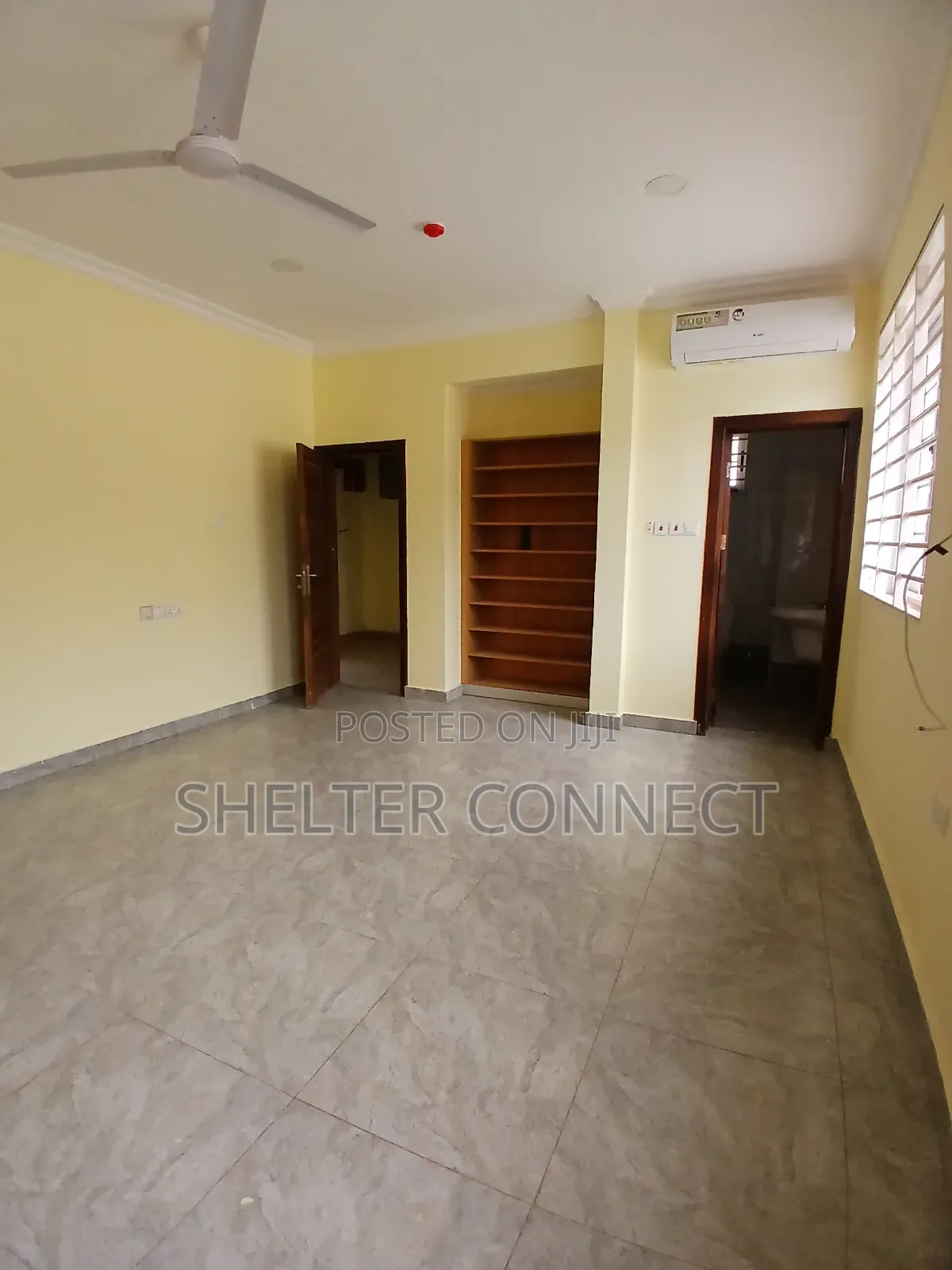 5bdrm Duplex in Oyarifa, Ghana Flag for rent