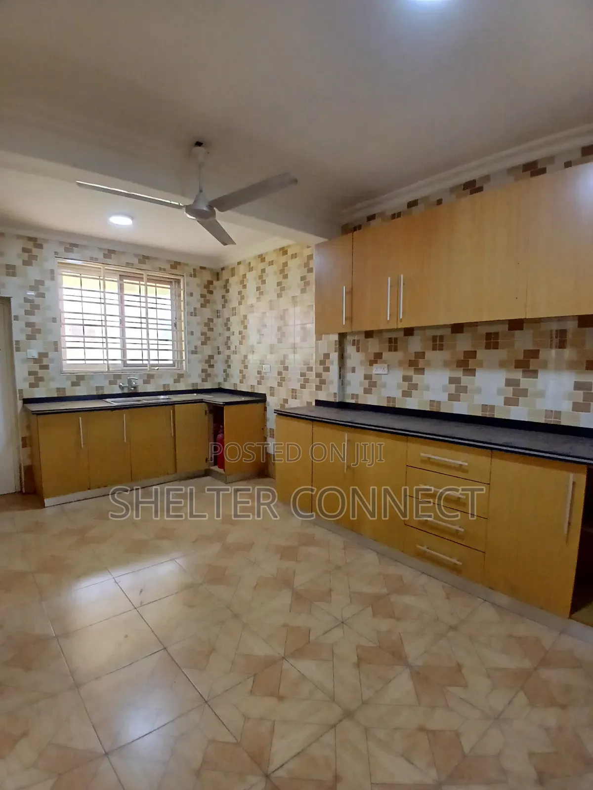 5bdrm Duplex in Oyarifa, Ghana Flag for rent