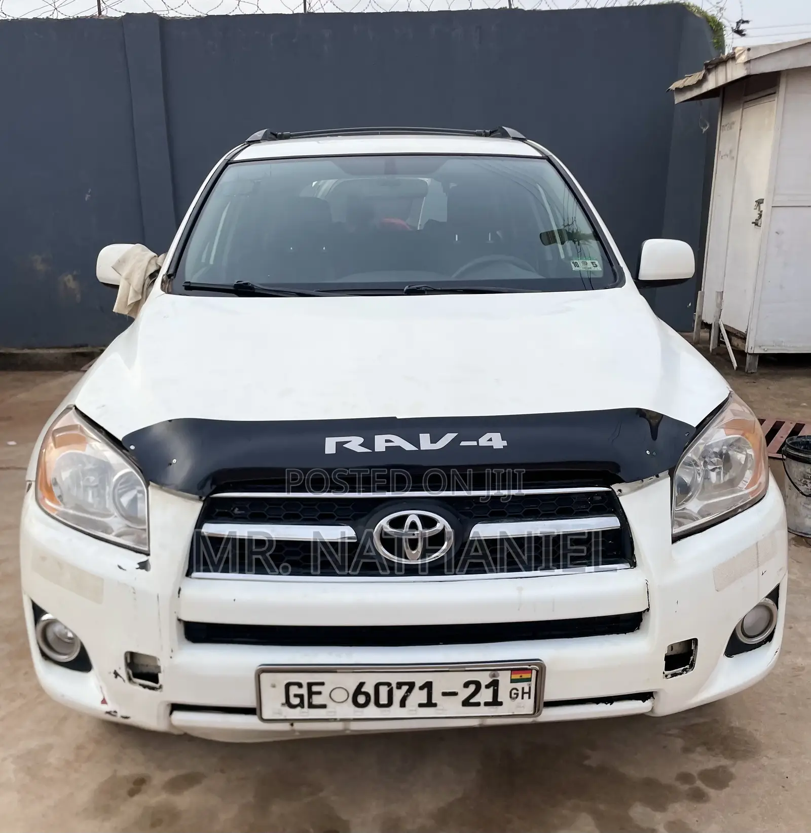 Toyota RAV4 2010 White