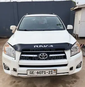 Toyota RAV4 2010 White