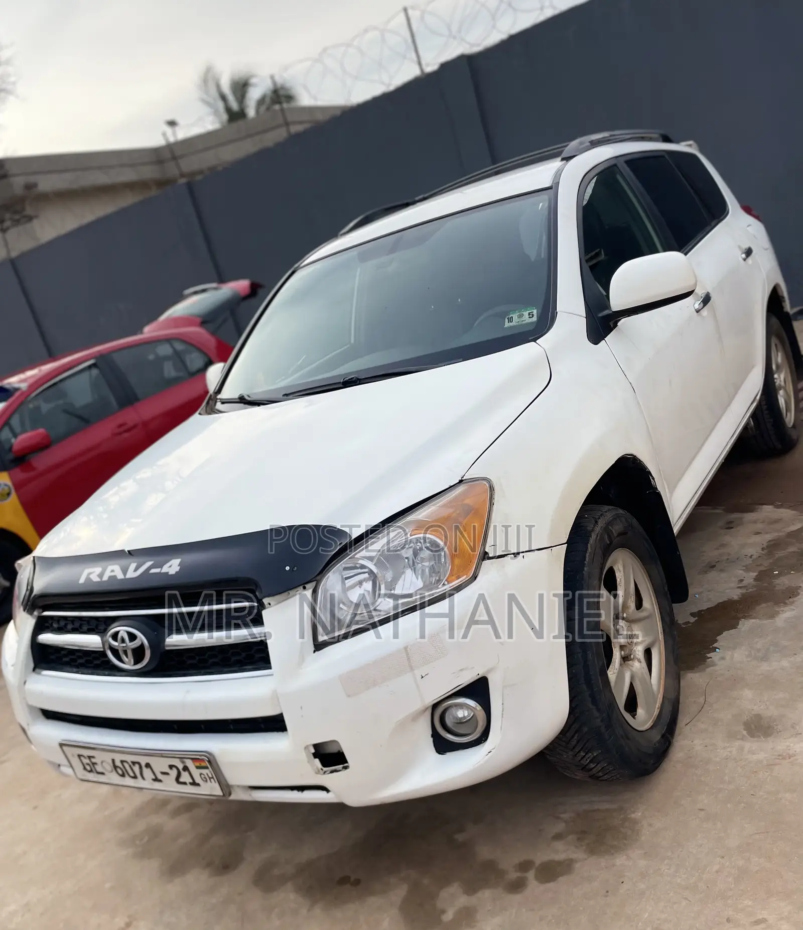 Toyota RAV4 2010 White