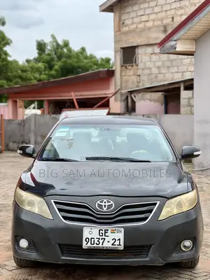 Toyota Camry LE V6 4dr Sedan (3.5L 6cyl 6A) 2011 Black