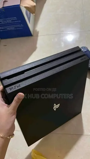 Play Station 4 Pro