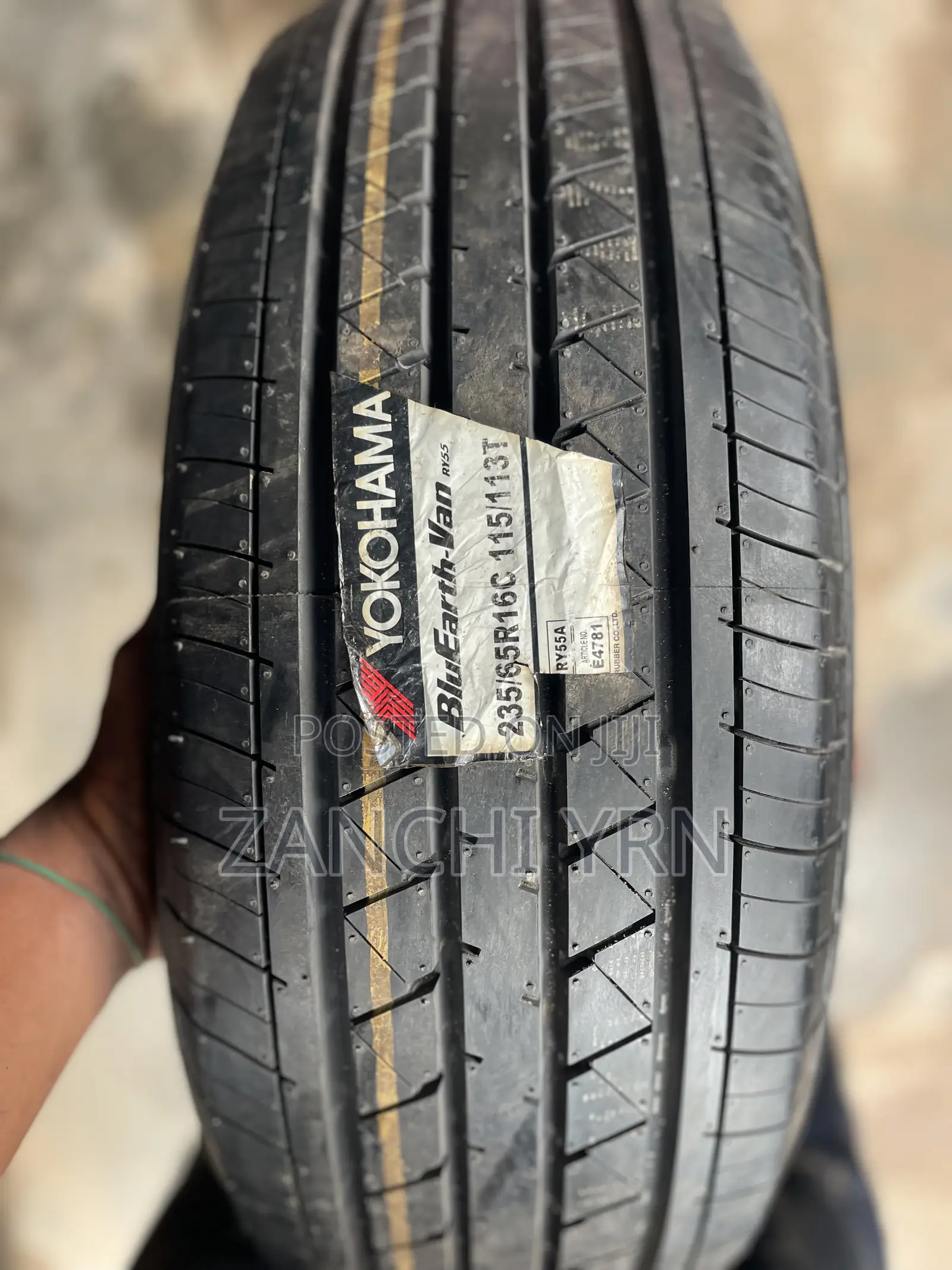235/65r16c 115/113t Yokohama Bluearth Van
