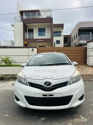 Toyota Vitz 1.5 FWD 3dr 2014 White