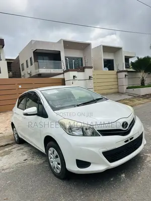 Toyota Vitz 1.5 FWD 3dr 2014 White