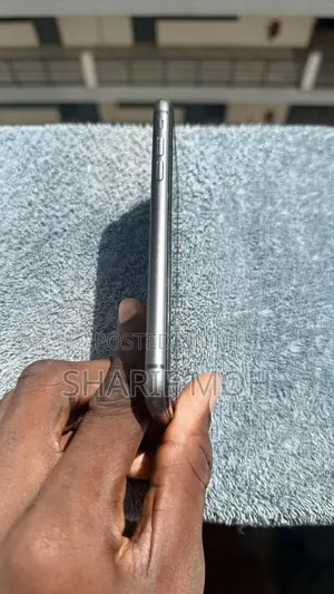 Apple iPhone 11 64 GB Black