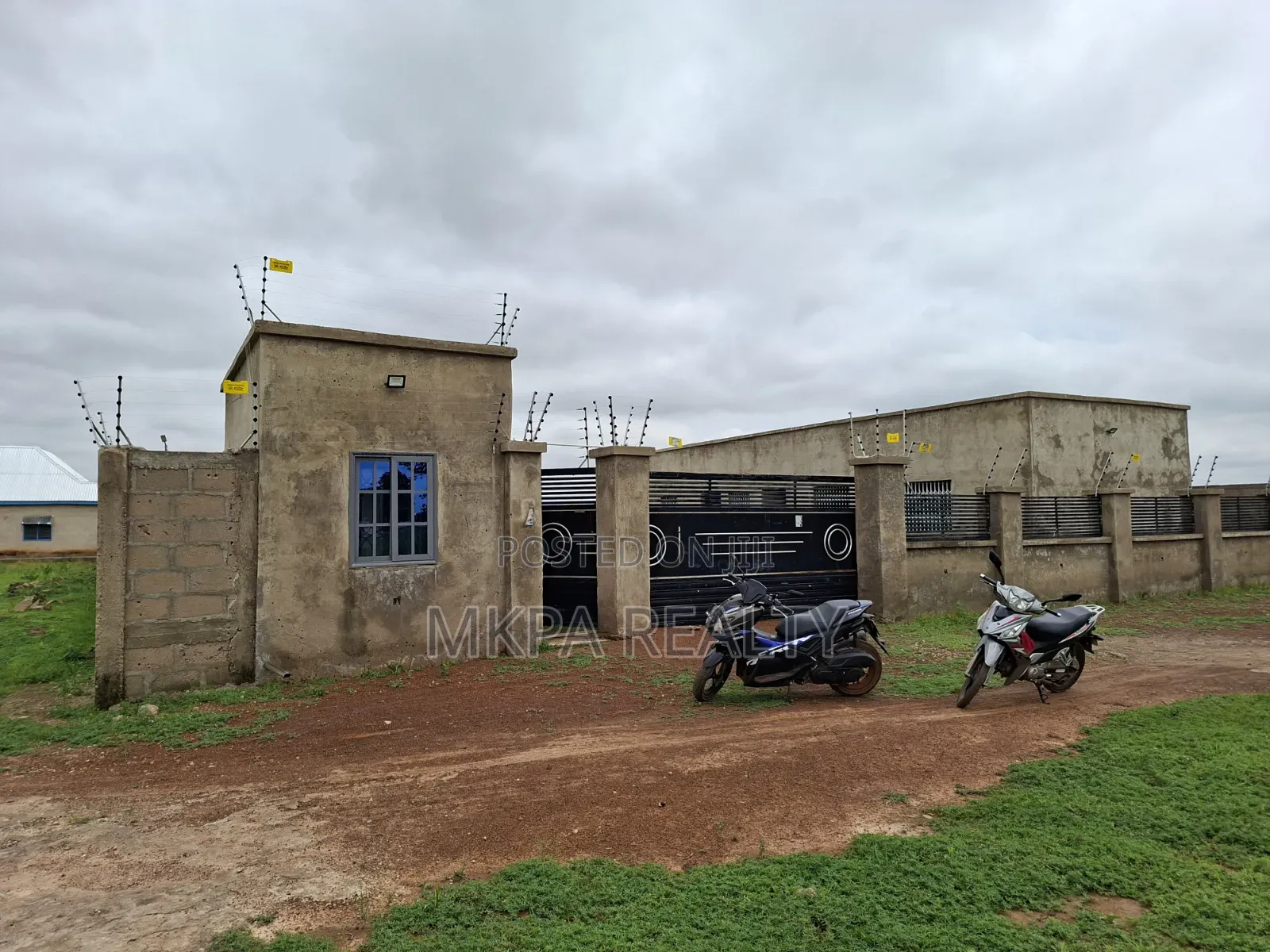 2bdrm House in Mkpa Realty, Tamale Municipal for sale