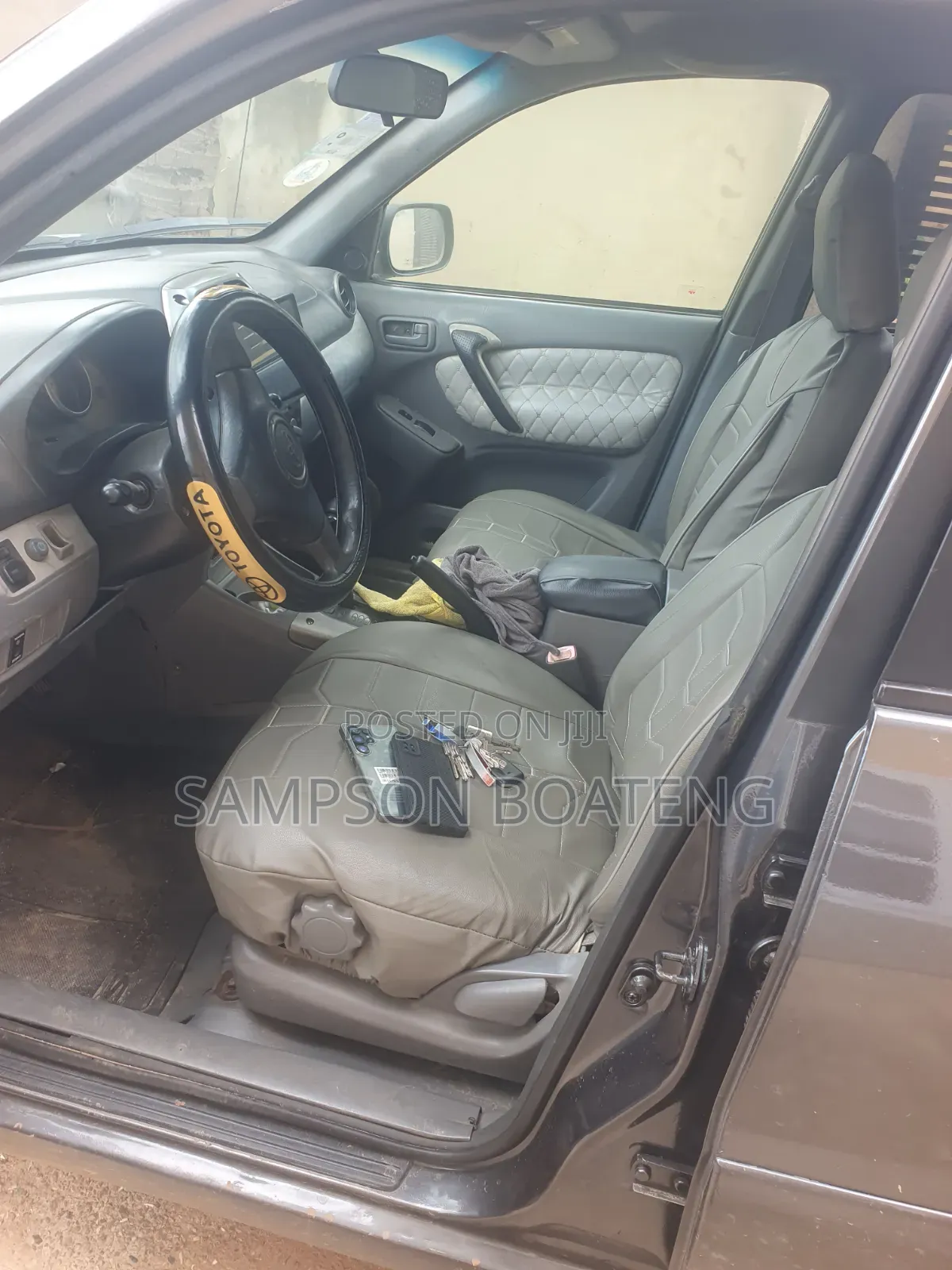 Toyota RAV4 2002 Gray