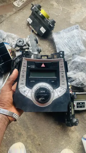 Hyundai Elantra 2013 (Screen) Ac Switch
