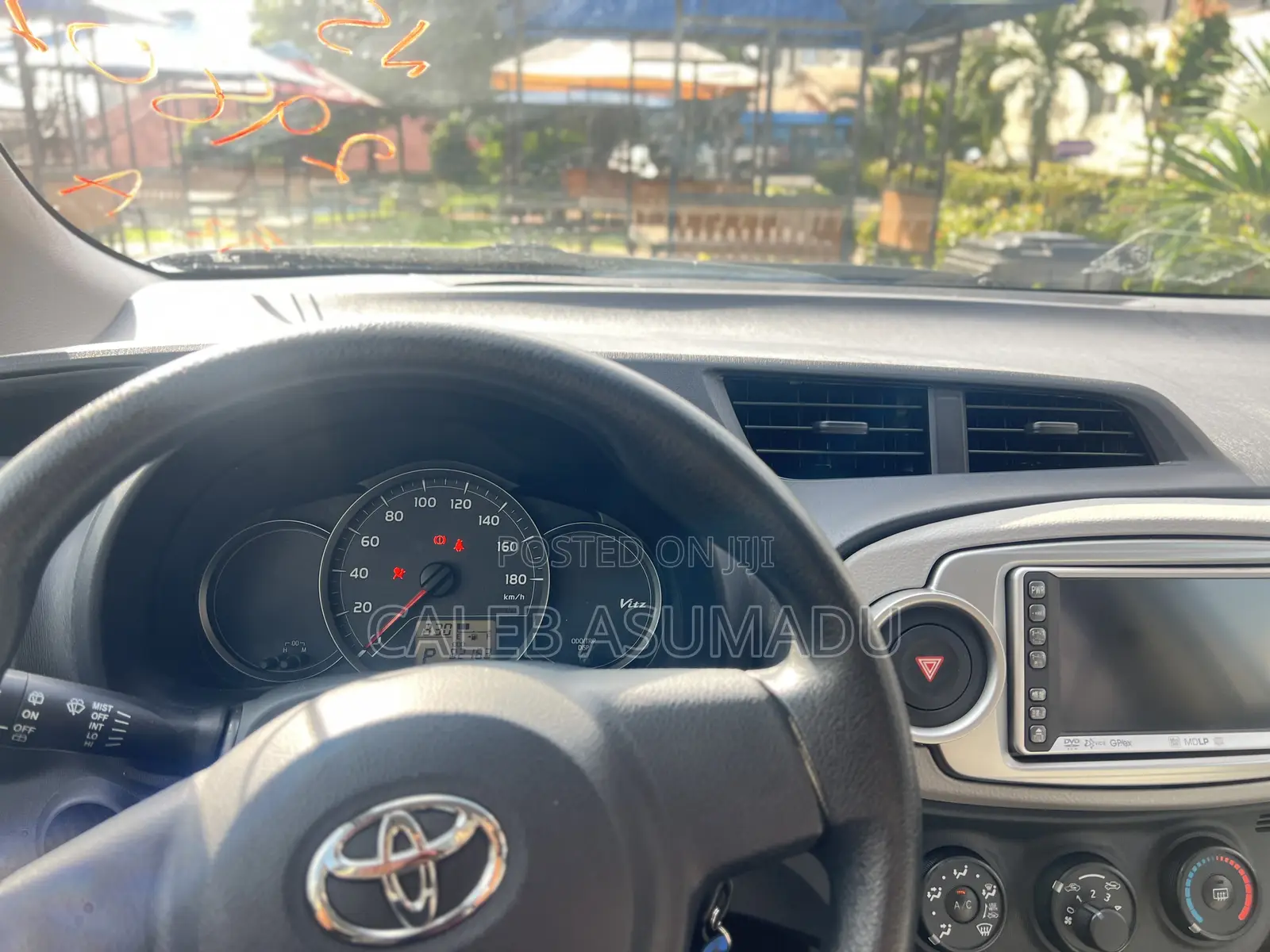 Toyota Vitz 2013 White