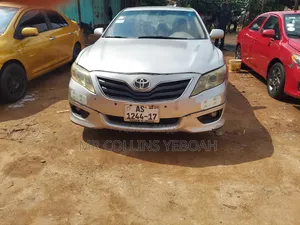 Toyota Camry 2010 Silver