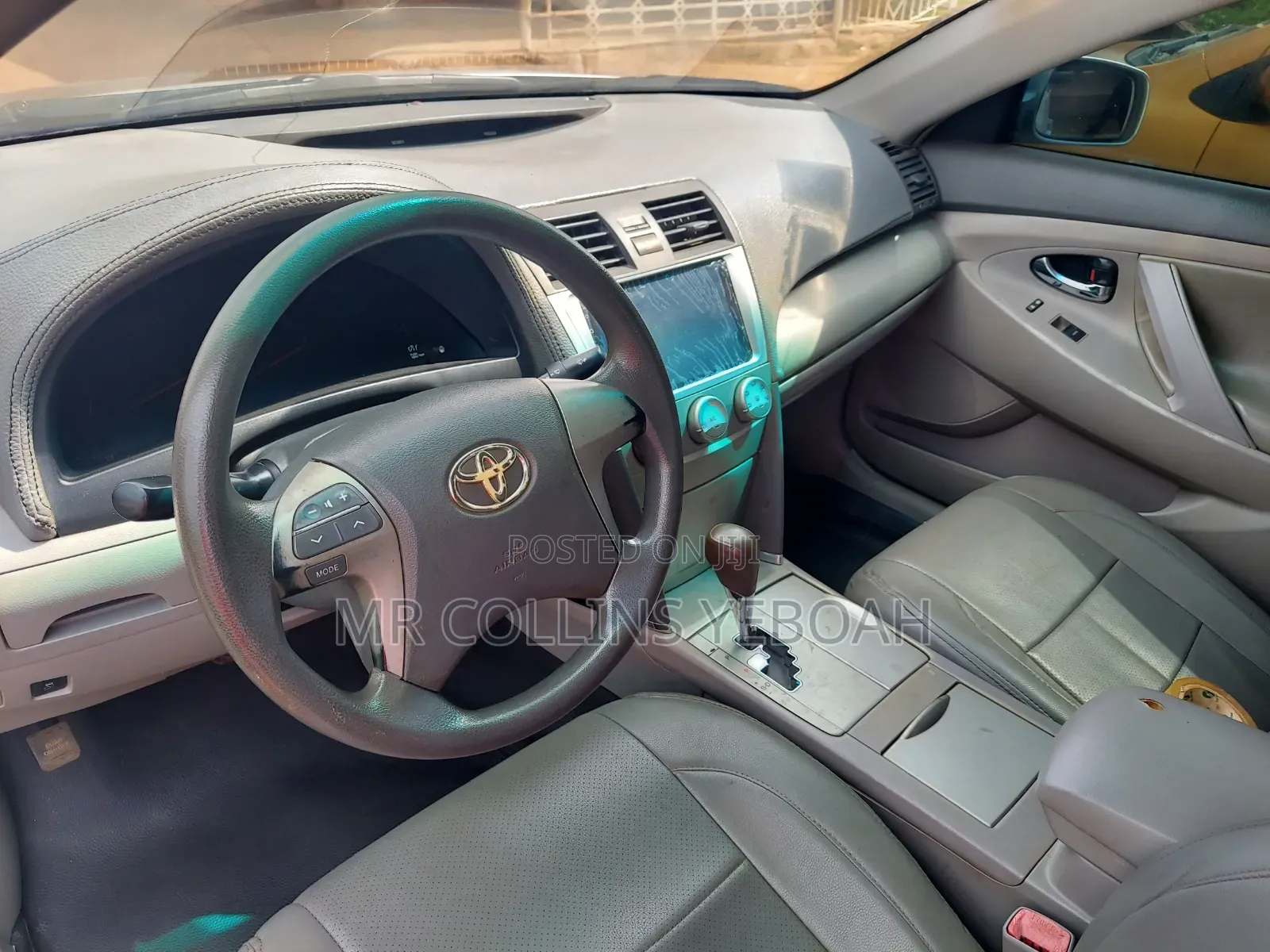 Toyota Camry 2010 Silver
