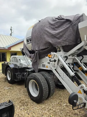 Concrete Mixer Self Load 3.5 F Man 2025