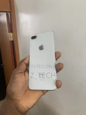 Apple iPhone 8 Plus 64 GB White
