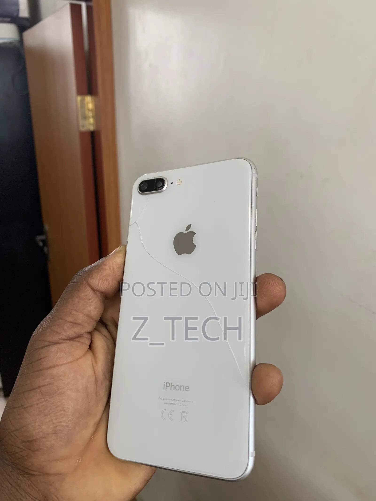 Apple iPhone 8 Plus 64 GB White