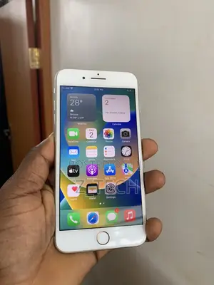 Apple iPhone 8 Plus 64 GB White