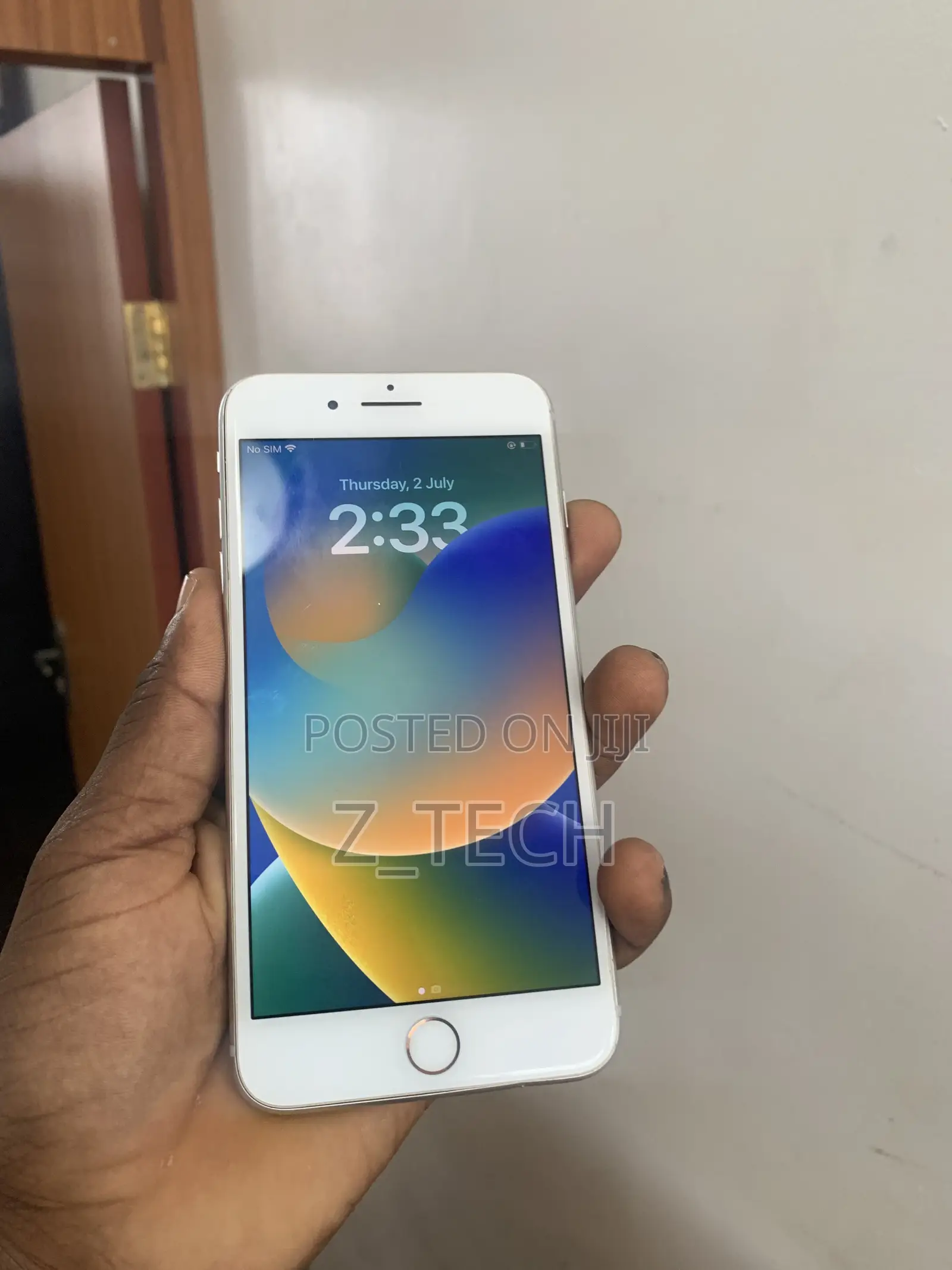 Apple iPhone 8 Plus 64 GB White