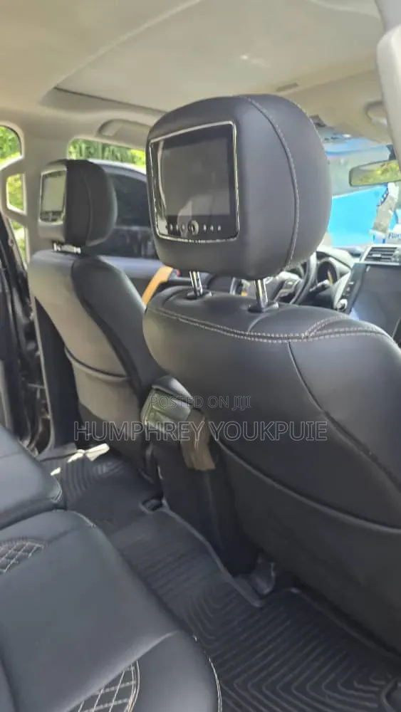 Toyota Land Cruiser Prado 2017 Black