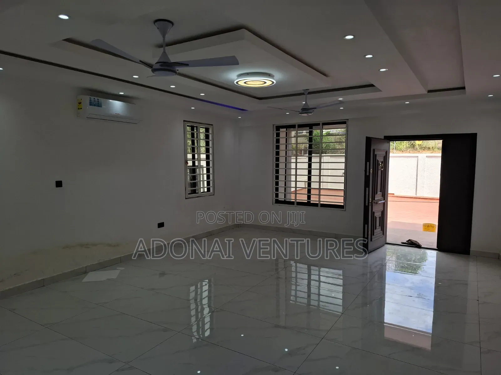 4bdrm House in Sokoban Kwamonma, Kumasi Metropolitan for sale