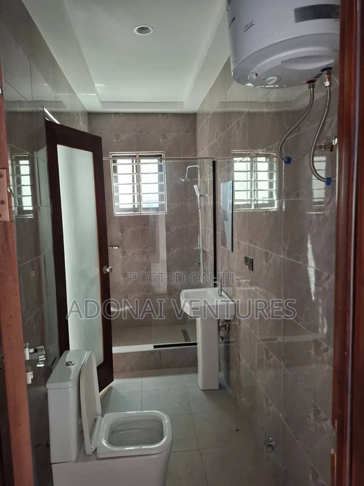4bdrm House in Sokoban Kwamonma, Kumasi Metropolitan for sale