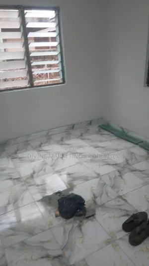 2bdrm Apartment in Kfc, Peace Clinic Area for rent