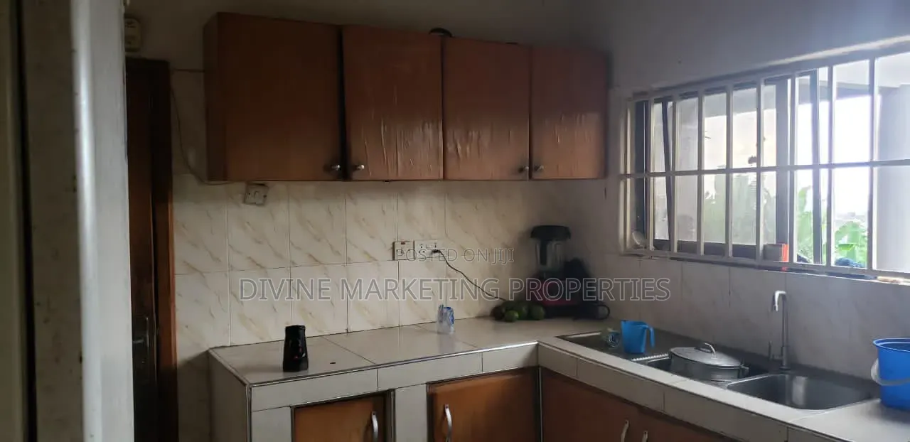 2bdrm Apartment in Kfc, Peace Clinic Area for rent