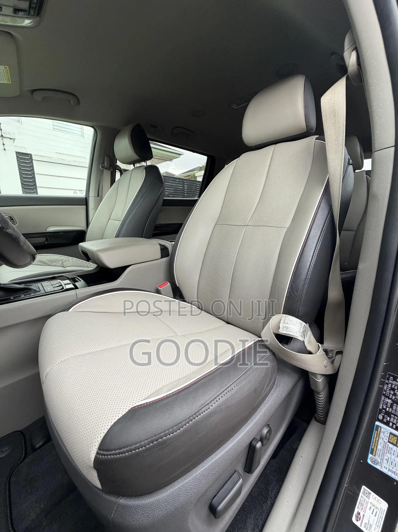 Kia Sedona SX 2016 Gray