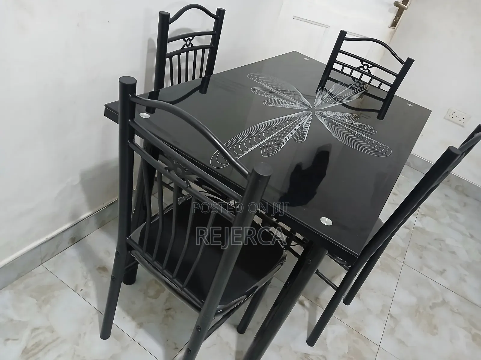 Durable Dinning Set
