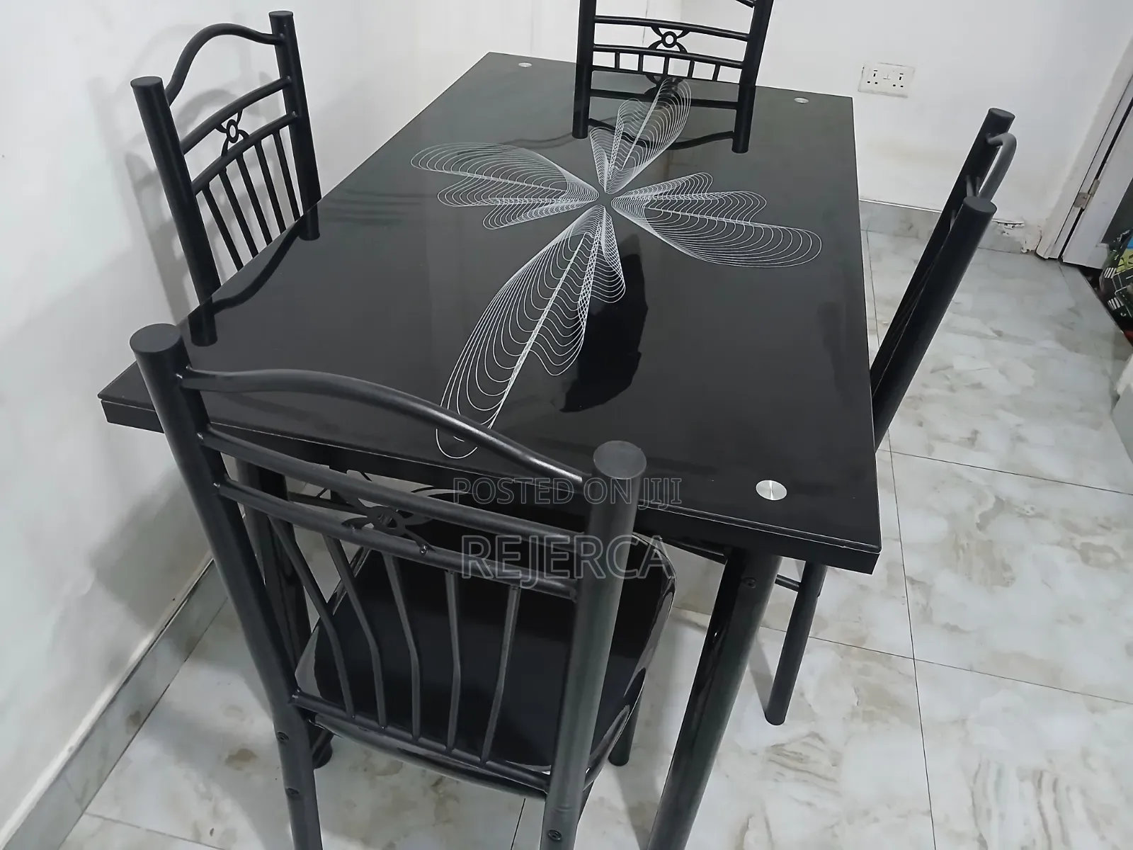 Durable Dinning Set