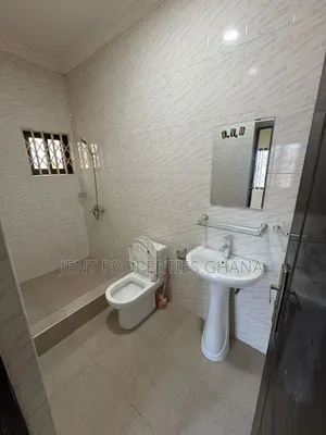5bdrm House in Manhean for sale