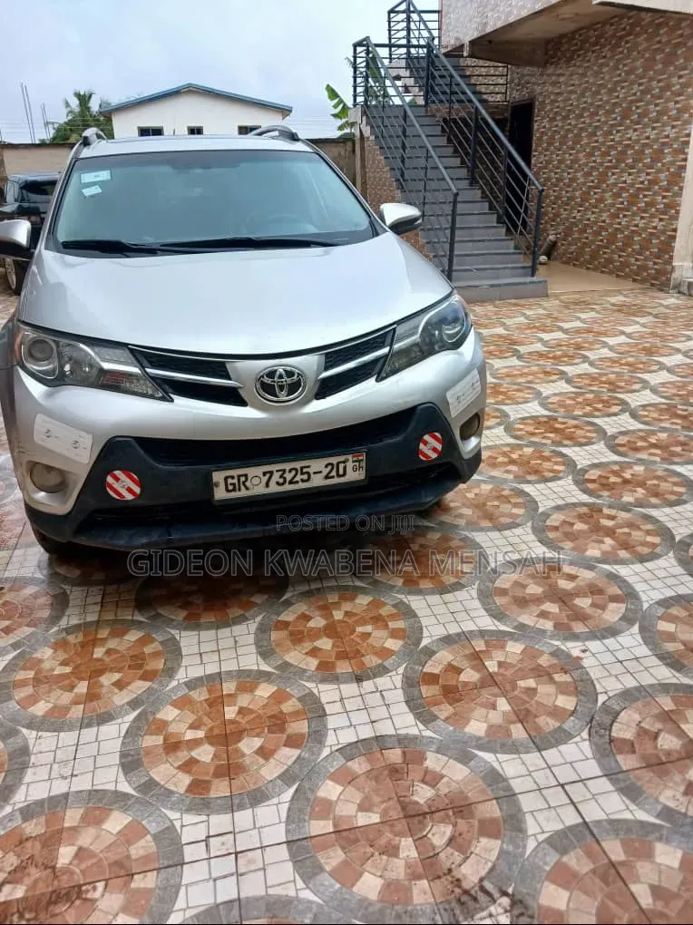 Toyota RAV4 2015 Silver
