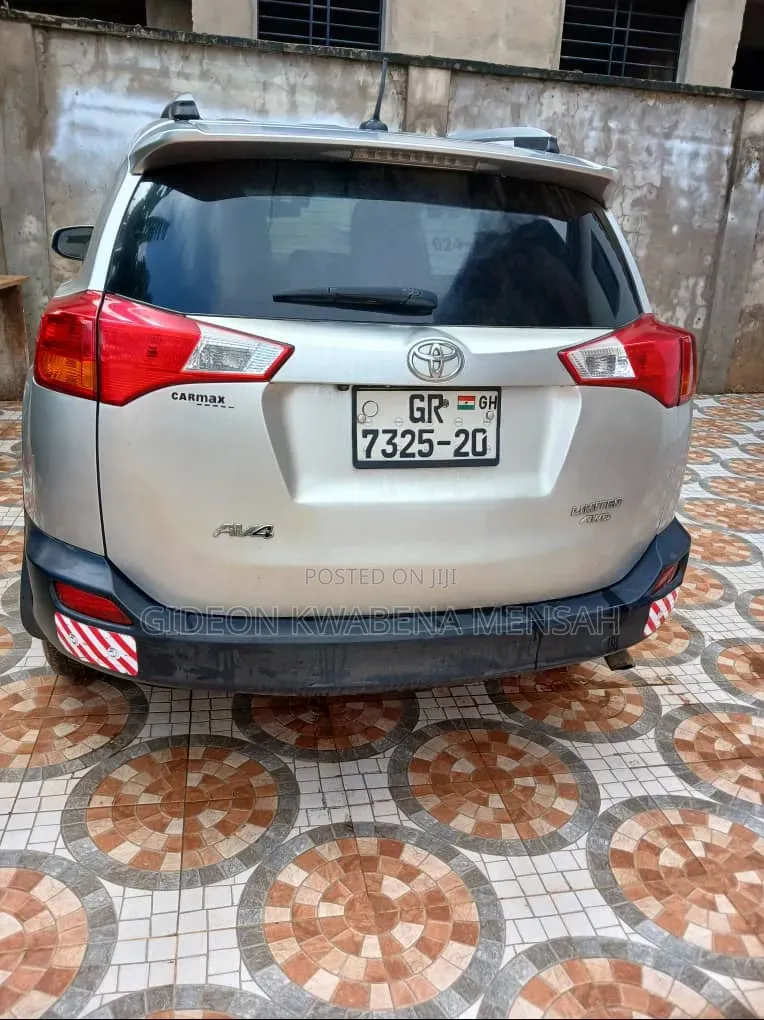 Toyota RAV4 2015 Silver