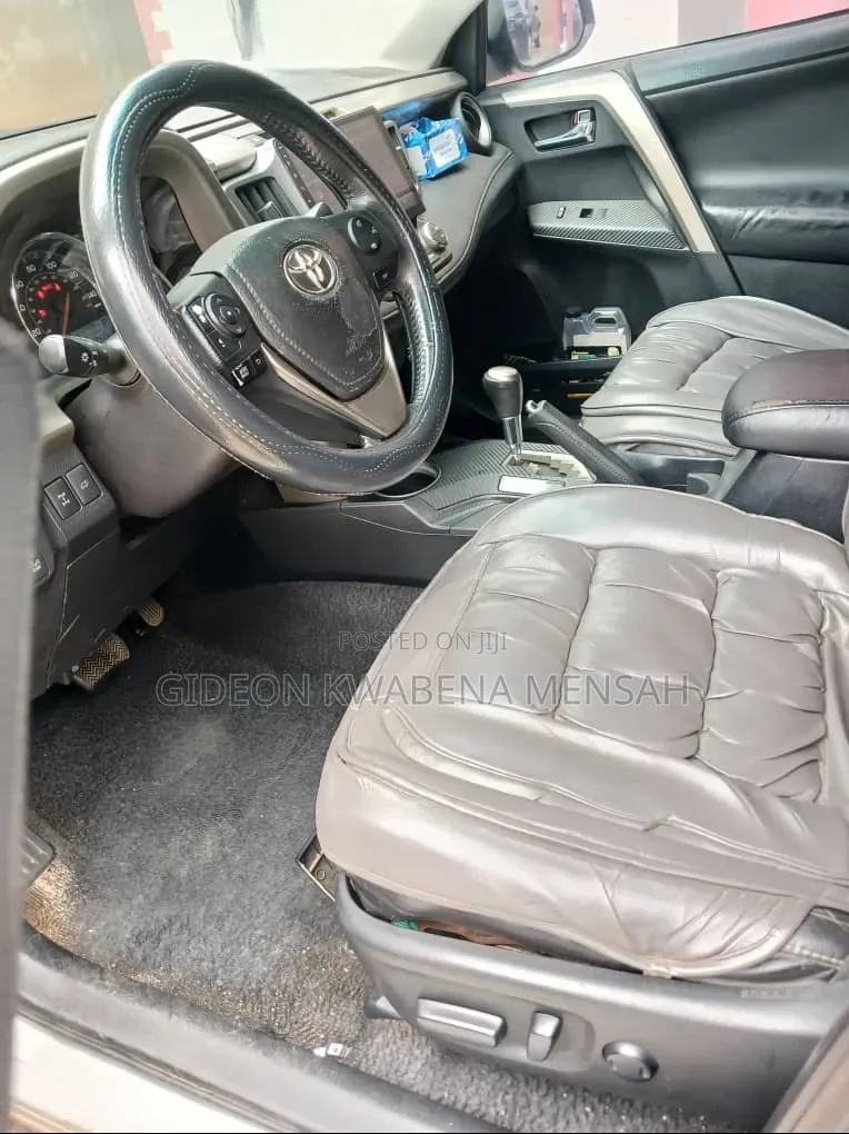 Toyota RAV4 2015 Silver