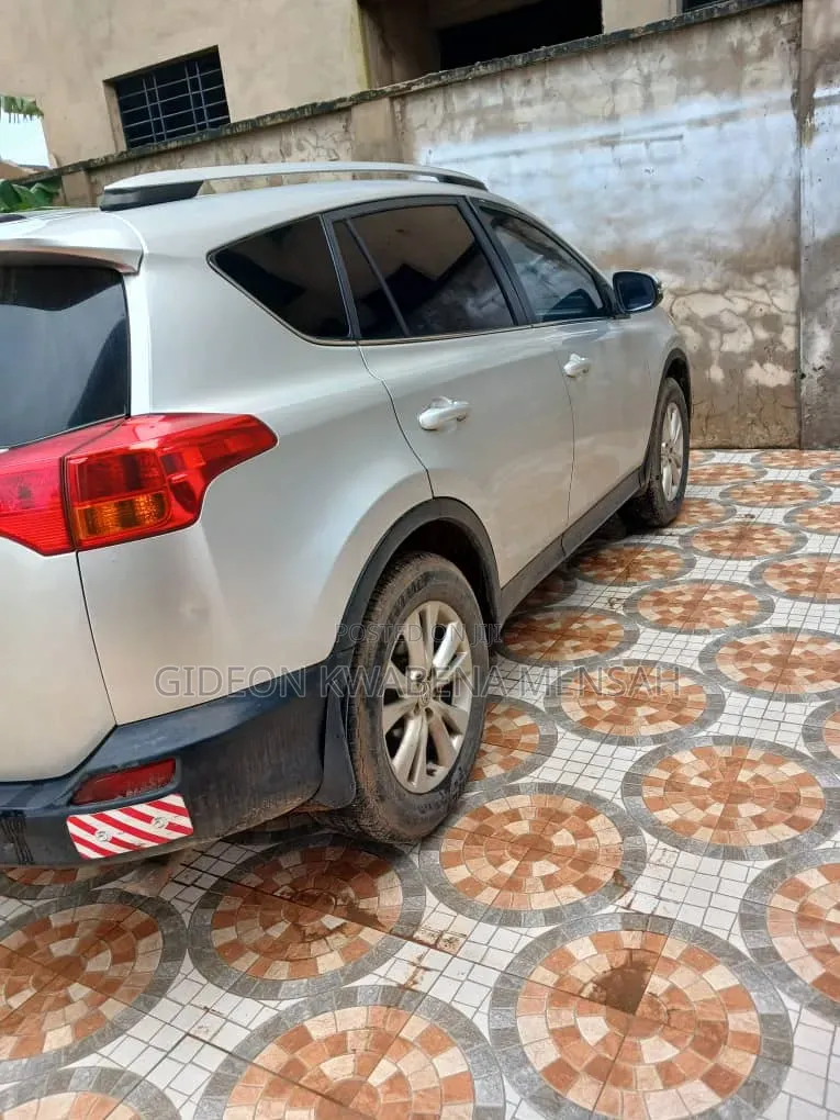 Toyota RAV4 2015 Silver