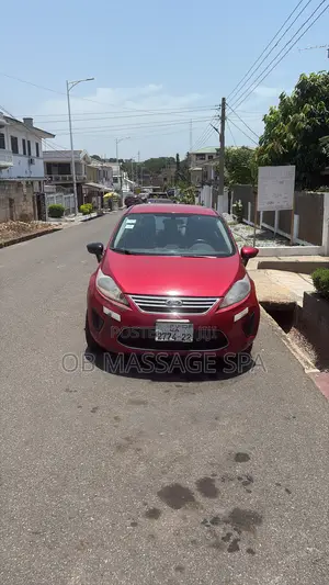 Ford Fiesta Titanium Sedan 2013 Red