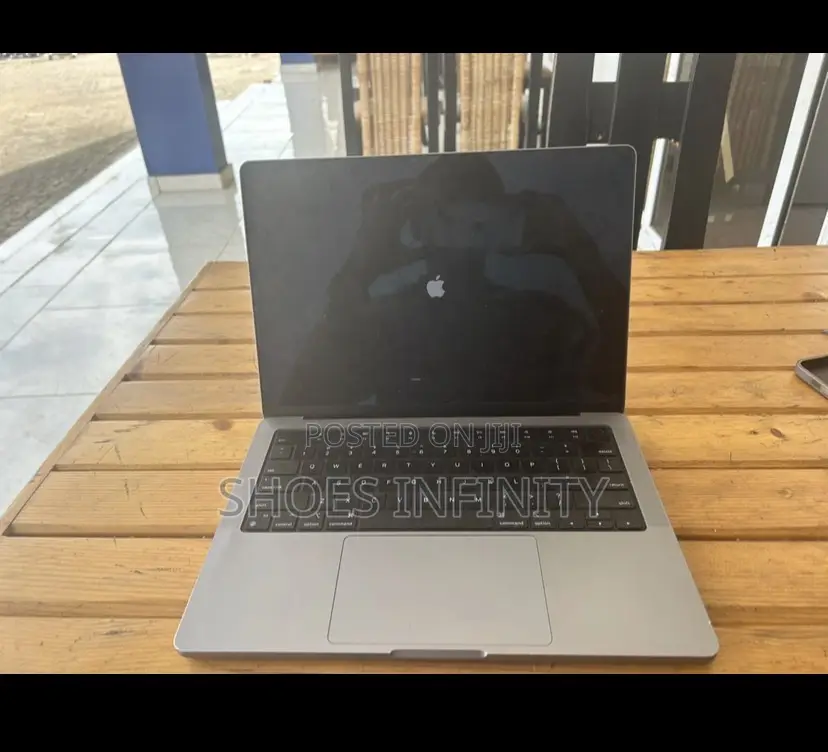 Laptop Apple MacBook Pro 16GB Apple M3 SSD 1T