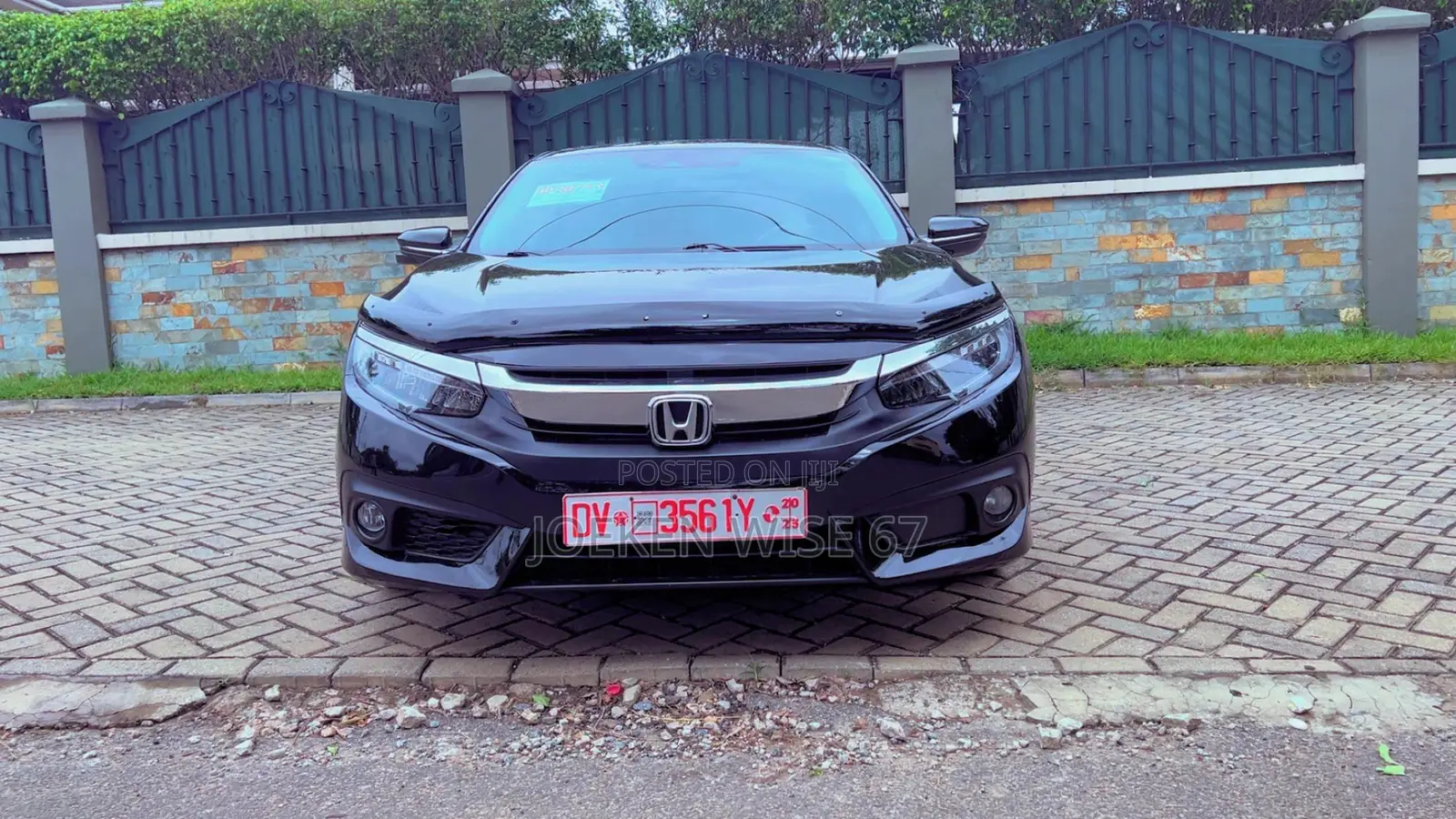 Honda Civic Touring 4dr Sedan (1.5L 4cyl) 2016 Black