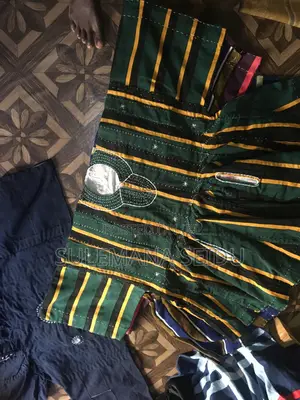 Fugu, Batakari, Smocks
